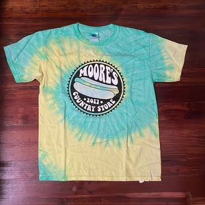 Color tone tie dye shirt